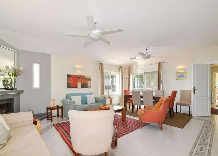 Ibiza 酒店 圣埃乌拉利亚